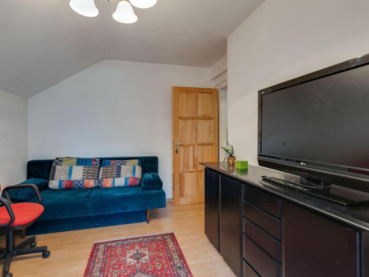 Lively Holiday Home In Wien With Private Garden Eksteriør bilde