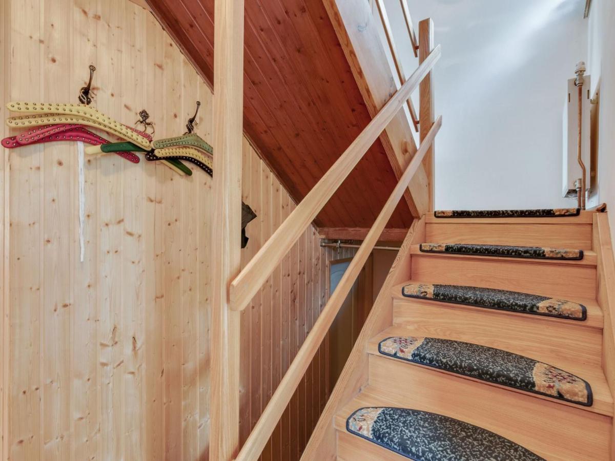 Lively Holiday Home In Wien With Private Garden Eksteriør bilde